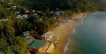 The Naturalist Beach Resort Castara Pensjonat