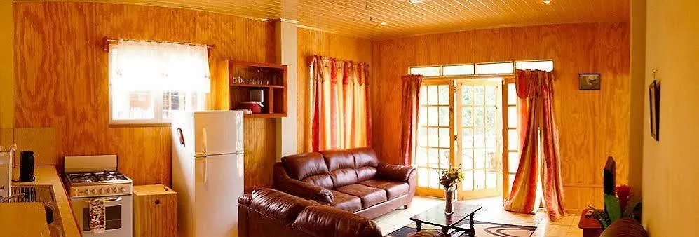 The Naturalist Beach Resort Castara Pensjonat
